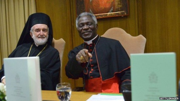 Metropolitan of Pergamon Joannis Zizioulas (left) became the first high-ranking Orthodox Church official to present a papal document