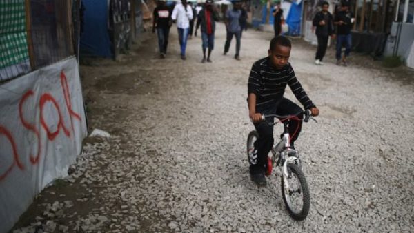 Charities estimate there are about 1,000 unaccompanied children in the Calais "Jungle"