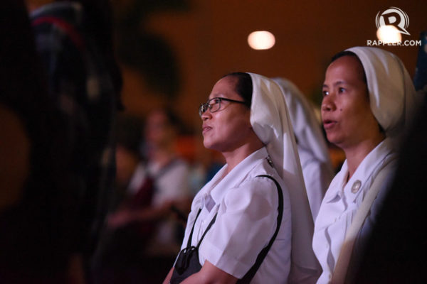 SHOUTS AND PRAYERS. Nuns join the Luneta protest. Photo by Martin San Diego/Rappler