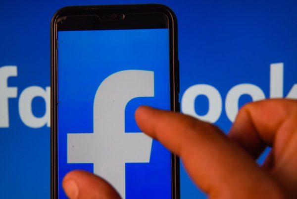 Impostor Facebook Accounts Trigger Philippines Probes