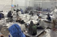 Child migrants: First photos emerge of Biden-era detention centres