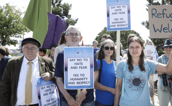 Hundreds attend Dún Laoghaire rally in support of asylum seekers