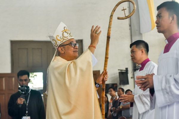 Bishop welcomes Ombudsman ruling against Parlade, Badoy